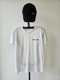 CAMISETA BLANCA Mangas Cortas, Blanco, Cuello Redondo, Logo en Pecho