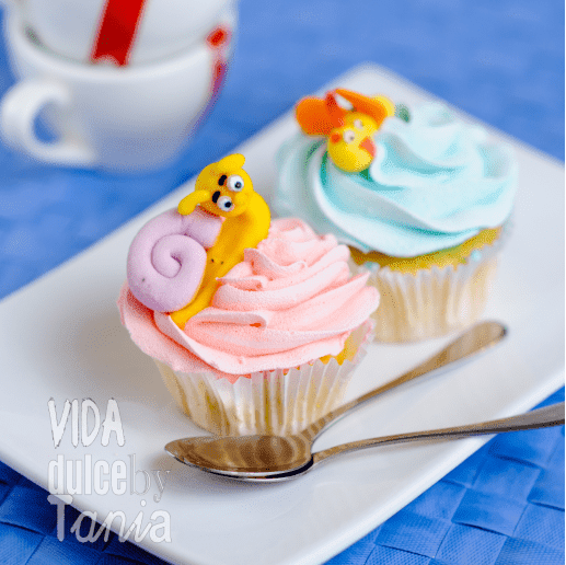 Foto Cupcakes con figuritas