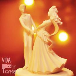 Figuritas de boda de un color