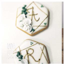 Galletas de boda personalizadas con flores