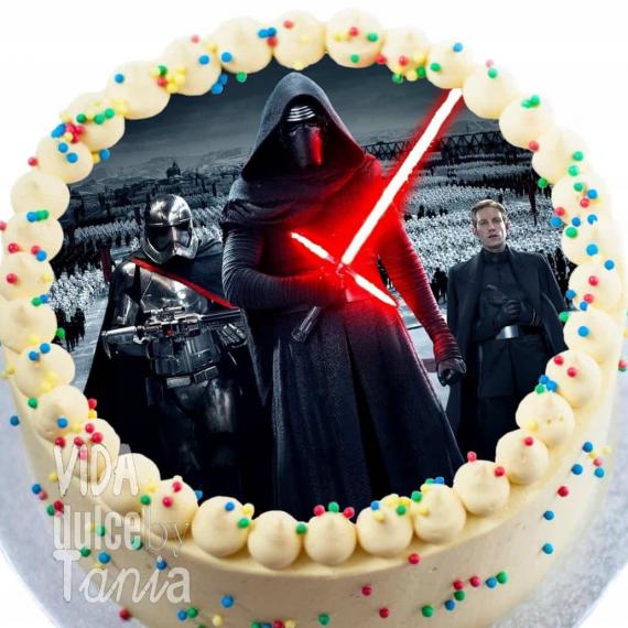 Foto Tarta star wars sin fondant El Despertar de la Fuerza