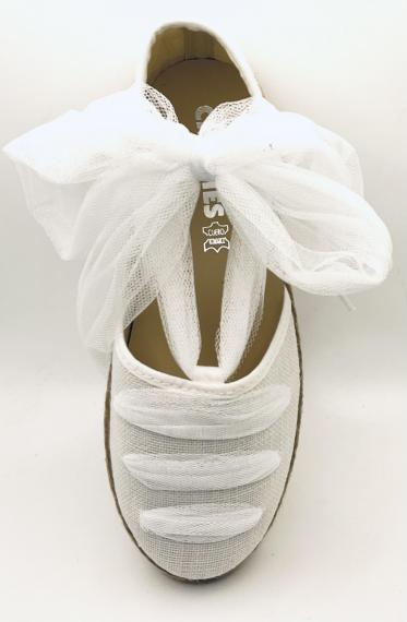 Foto Esparto, cintas cruzadas de tul blanco chuches