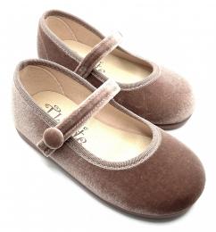 Merceditas, terciopelo, maquillaje, con cierre de velcro y botón de tokolate