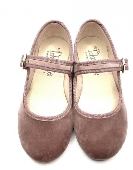 Foto Mercedes terciopelo hebilla dorada TOKOLATE maquillaje