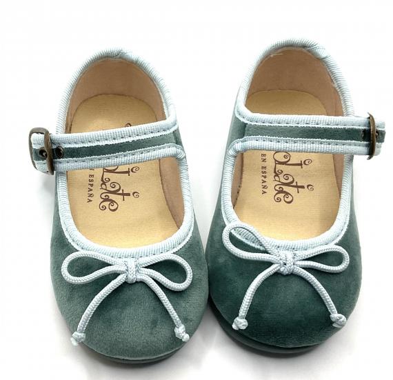 Foto Merceditas con lazo verde TOKOLATE