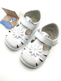 MODELO FLOR BLANCA DE (TITANITOS)