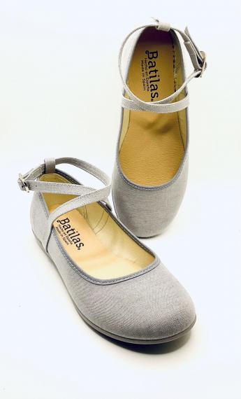 Foto Gilda cruzada en Celeste grisáceo de Batilas