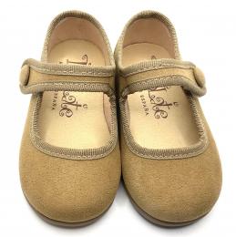 Mercedes botín camel de TOKOLATE