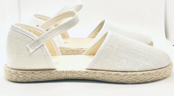 Foto Zapatillas espartos blancas talón cerrado CHUCHES