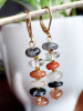 Foto Preciosos pendientes elaborados con piedras naturales