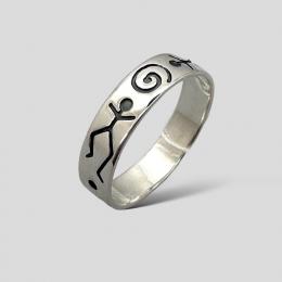 Anillo con esmalte