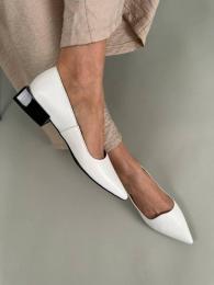 Zapatos de tacón piel blancos