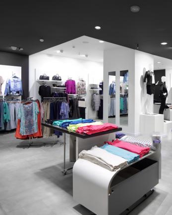 Aroma marketing for clothing stores