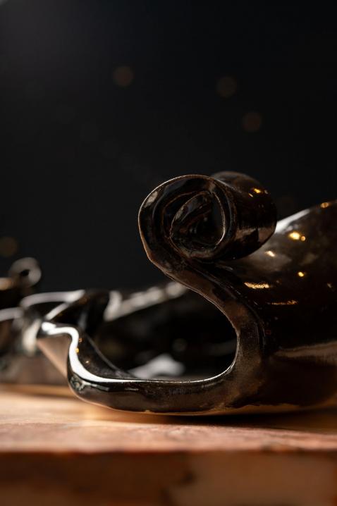 Foto Gran Plato-Escultura « Noir Wave »