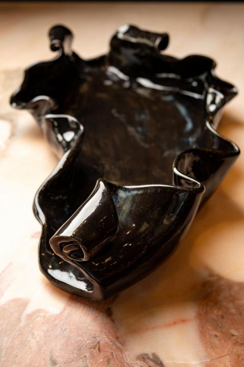 Foto Gran Plato-Escultura « Noir Wave »