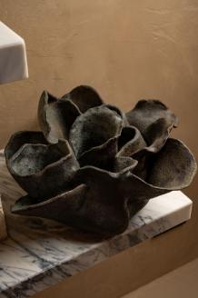 El jarrón escultórico Eternal Bloom