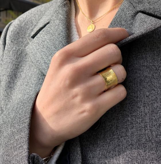 Foto Anillo llamativo ancho Oro