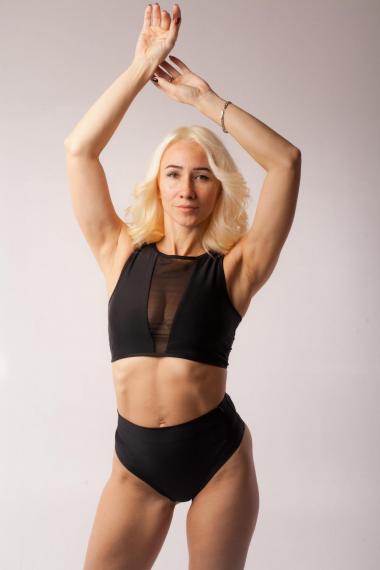 Foto El conjunto Monika negro