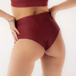 Pantalones cortos brasileña vino
