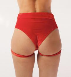 Pantalones cortos con correas rojo