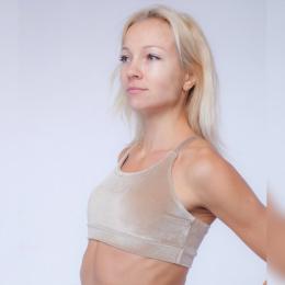 Top de terciopelo beige