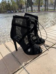 Zapatos negros de Heels