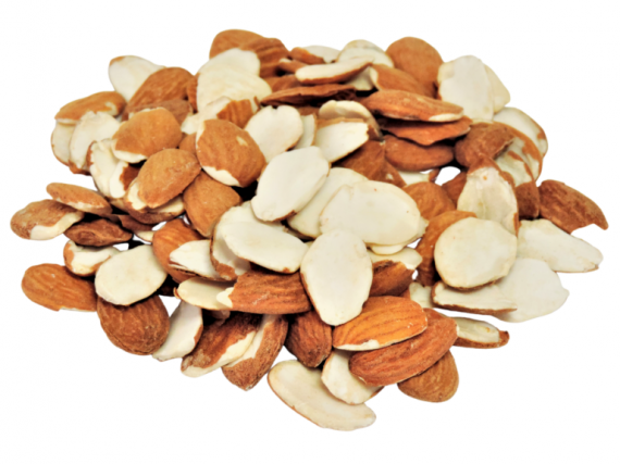 Foto Kousky mandlí. Přírodní. Se slupkou.