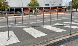 Valla señalización vial 2,3 m, galvanizada------------------------------------------------------------------------